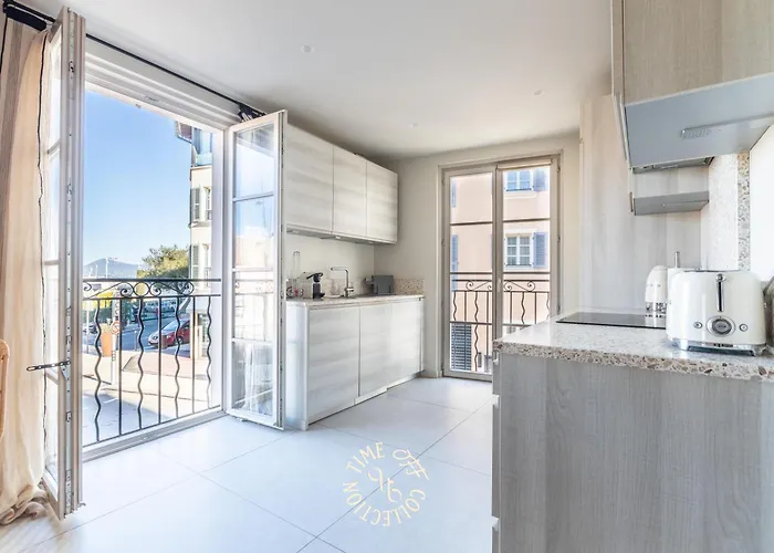 A&a By Time Off Collection Saint-Tropez