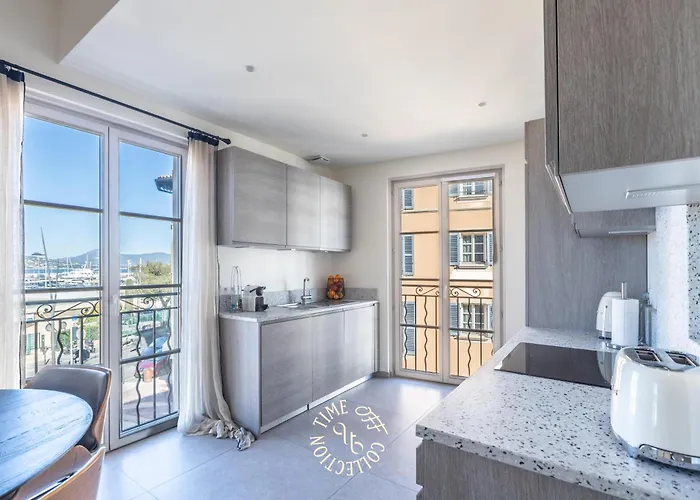 A&a By Time Off Collection Saint-Tropez