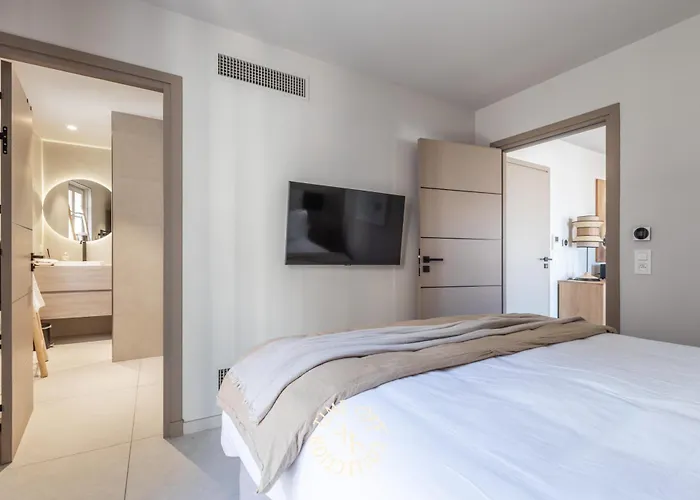 شقة A&a By Time Off Collection *