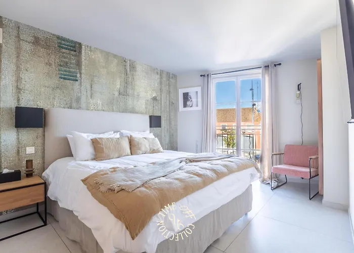 A&a By Time Off Collection *