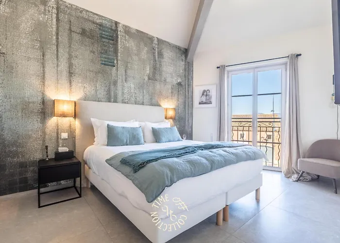 A&a By Time Off Collection سان تروبيه